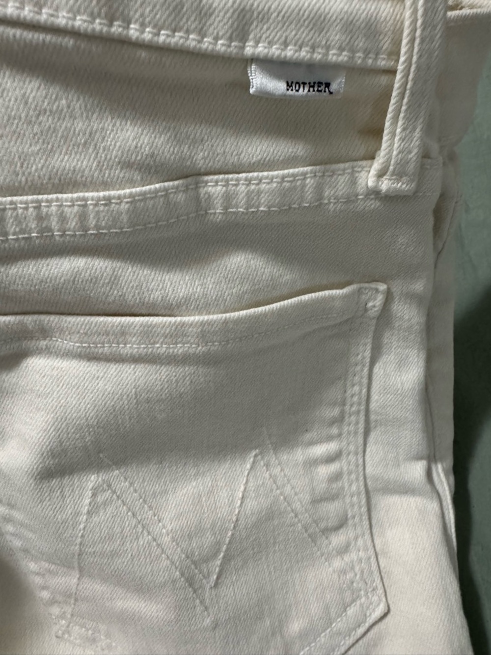 MOTHER The Tripper Ankle Fray “play date white” High Rise Cropped Size 28 - Picture 5 of 9